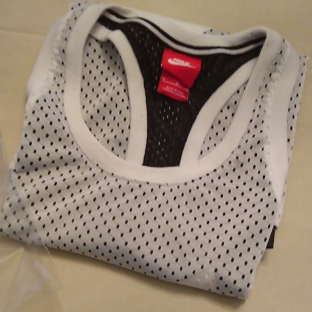 Nike Mesh Racerback Tank - Picture 6 of 7